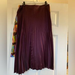 Universal Standard Kniko Pleated Skirt XS in purple